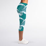 Surfing Wave Pattern Print Women's Capri Leggings