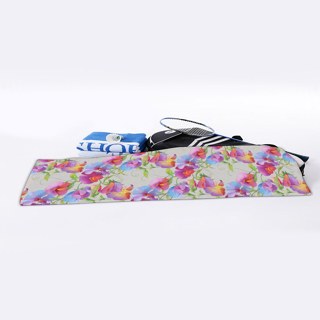 Sweet Pea Flower Pattern Print Sports Towel