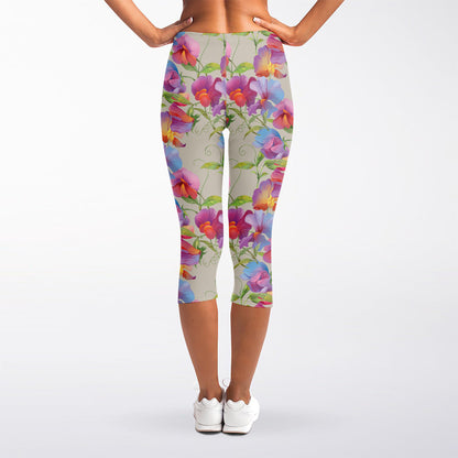 Sweet Pea Flower Pattern Print Women's Capri Leggings