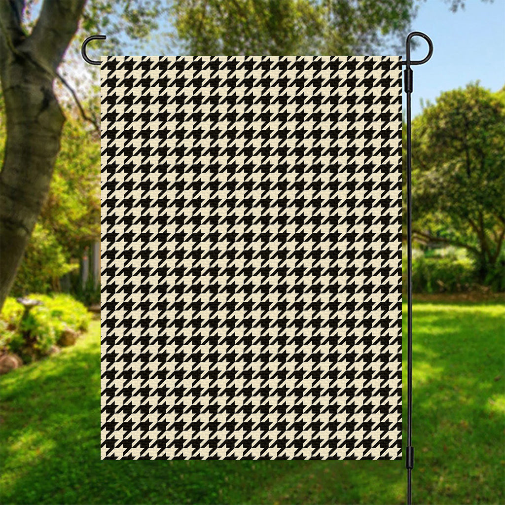 Tan And Black Houndstooth Pattern Print Garden Flag