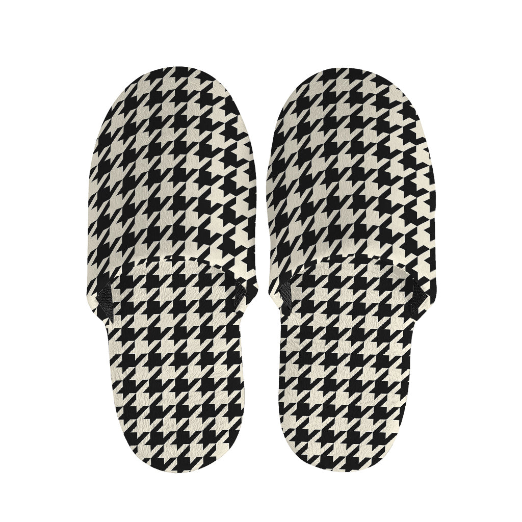 Tan And Black Houndstooth Pattern Print Slippers