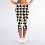 Tan And Black Houndstooth Pattern Print Women's Capri Leggings