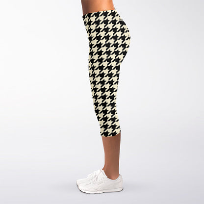 Tan And Black Houndstooth Pattern Print Women's Capri Leggings