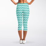 Teal And White Chevron Pattern Print Women's Capri Leggings