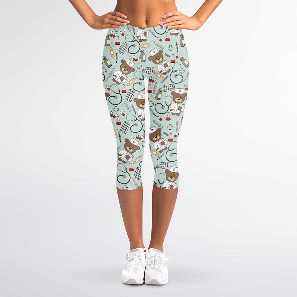 Teddy Bear Doctor Pattern Print Women's Capri Leggings