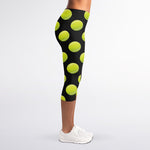 Tennis Balls Pattern Print Women's Capri Leggings