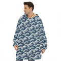 The Great Kanagawa Wave Pattern Print Hoodie Blanket