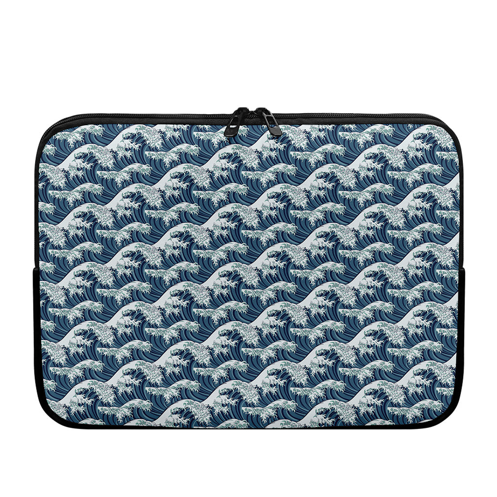 The Great Kanagawa Wave Pattern Print Laptop Sleeve