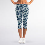 The Great Kanagawa Wave Pattern Print Women's Capri Leggings