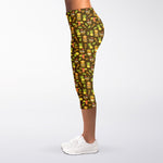 Tiki Luau Pattern Print Women's Capri Leggings