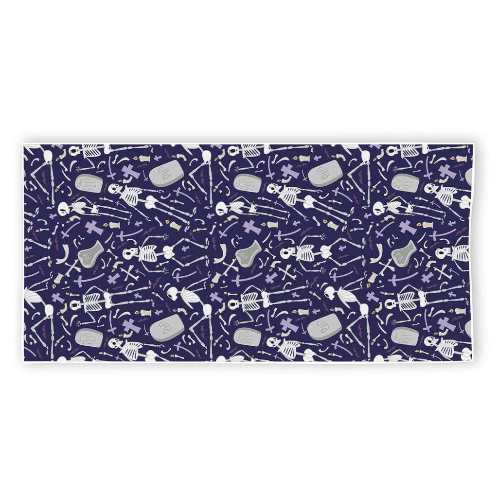 Tomb And Skeleton Pattern Print Beach Towel