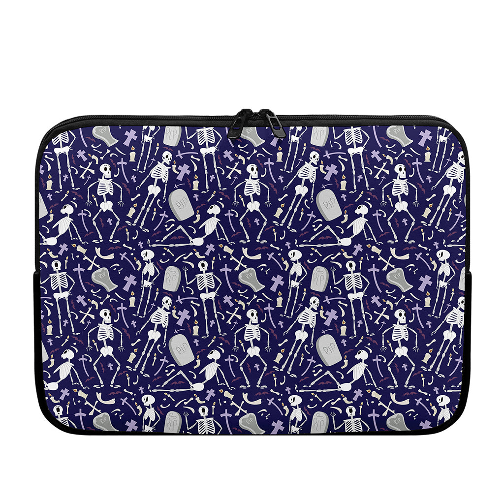 Tomb And Skeleton Pattern Print Laptop Sleeve