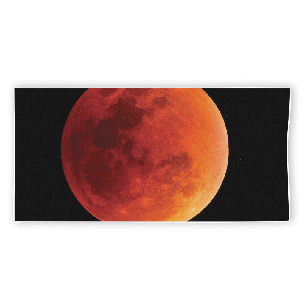 Total Lunar Eclipse Print Beach Towel