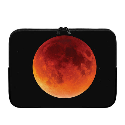 Total Lunar Eclipse Print Laptop Sleeve