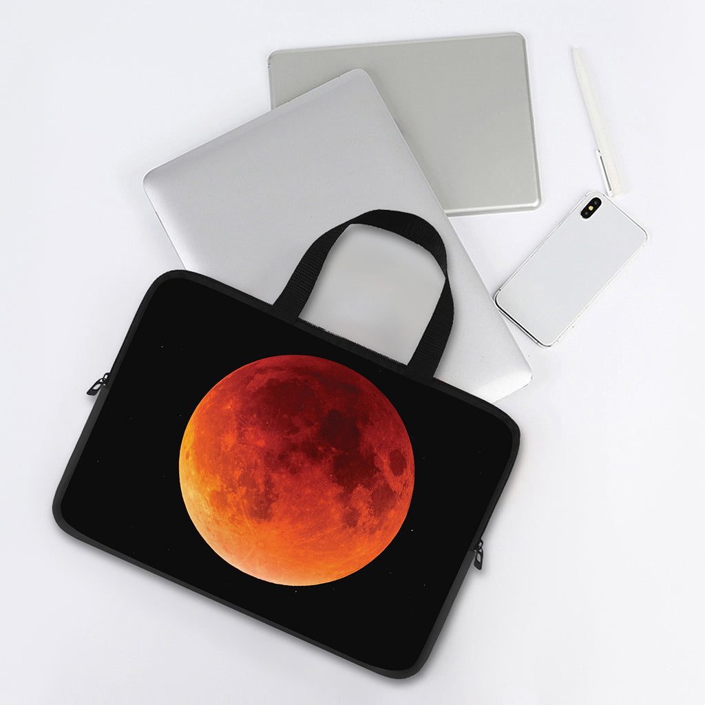 Total Lunar Eclipse Print Laptop Sleeve With Handle