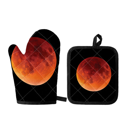 Total Lunar Eclipse Print Oven Mitt And Pot Holder Set