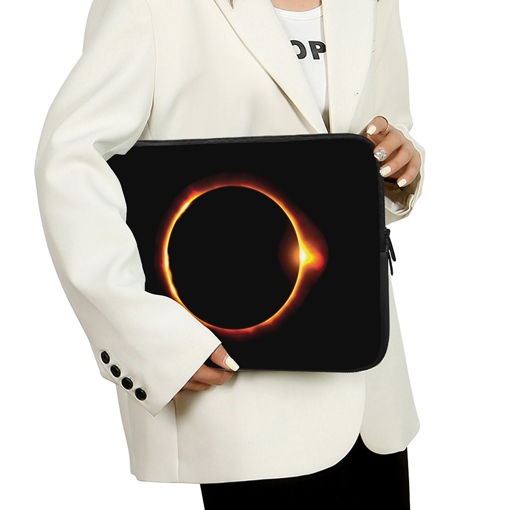 Total Solar Eclipse Print Laptop Sleeve