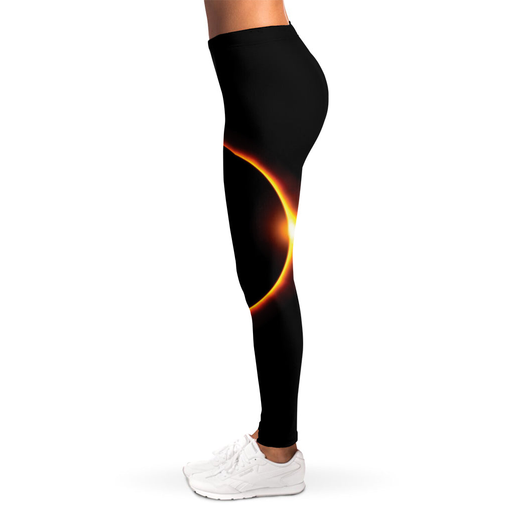 Total Solar Eclipse Print Women's Leggings