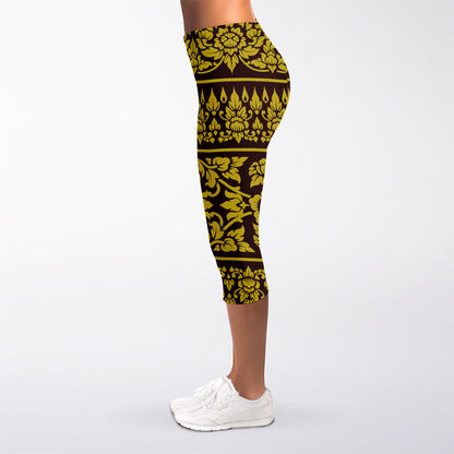 Traditional Thai Flower Pattern Print Women's Capri Leggings