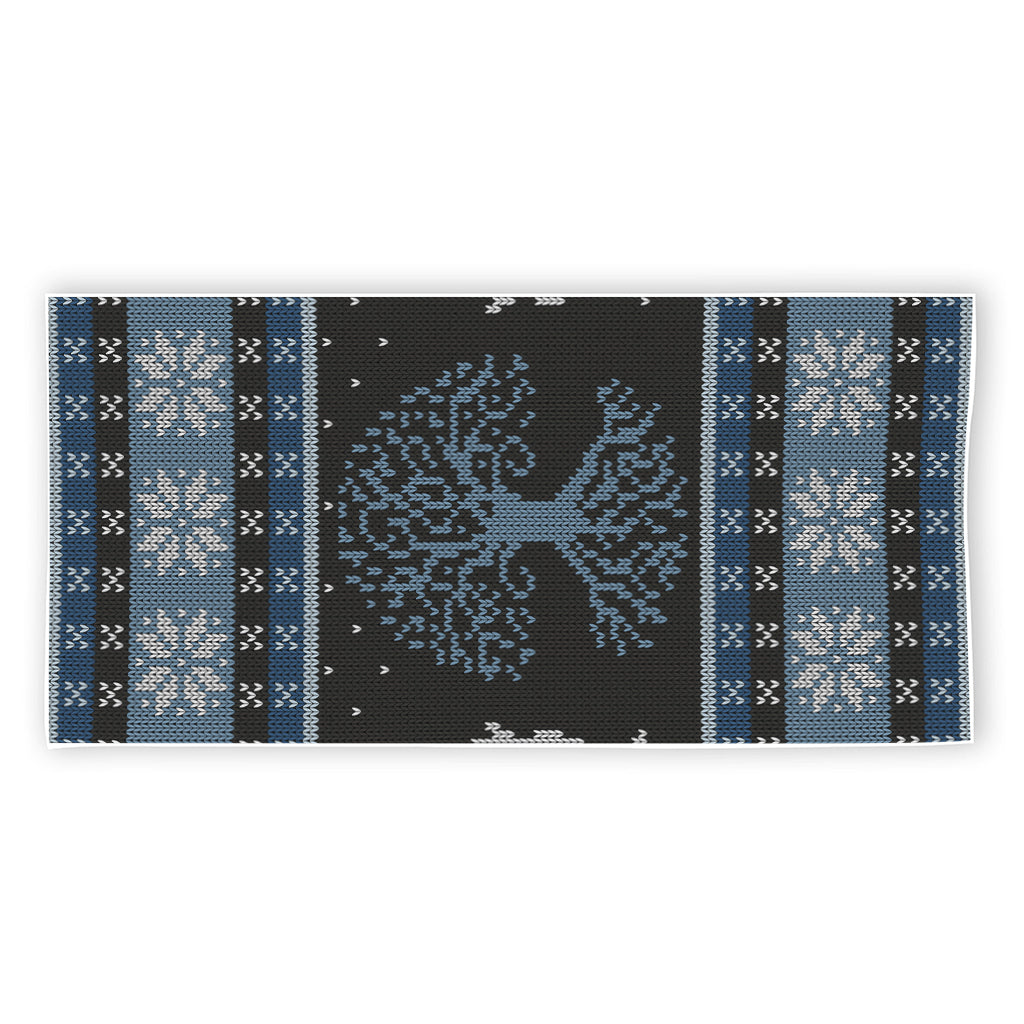 Tree Of Life And Howling Wolves Print Beach Towel