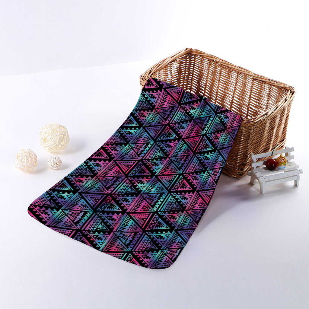 Triangle Ethnic Navajo Pattern Print Towel