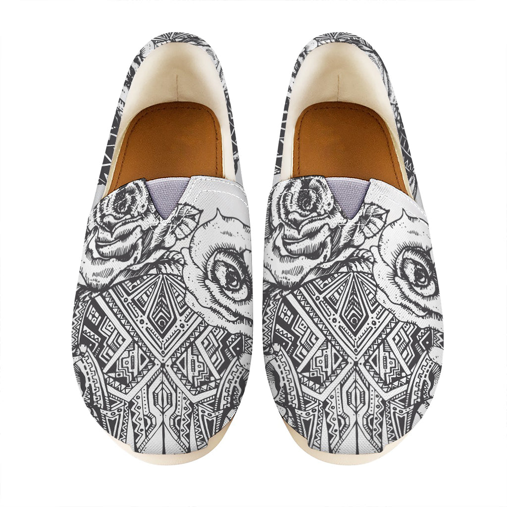 Tribal Indian Bull Skull Print Casual Shoes