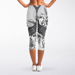 Tribal Indian Bull Skull Print Women's Capri Leggings