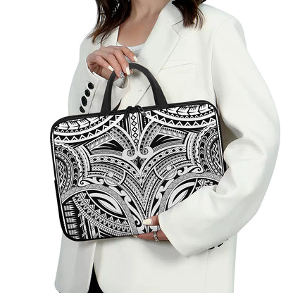 Tribal Maori Polynesian Tattoo Print Laptop Sleeve With Handle