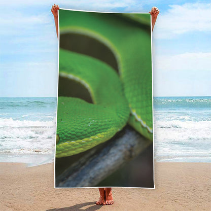 Trimeresurus Albolabris Snake Print Beach Towel