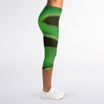 Trimeresurus Albolabris Snake Print Women's Capri Leggings
