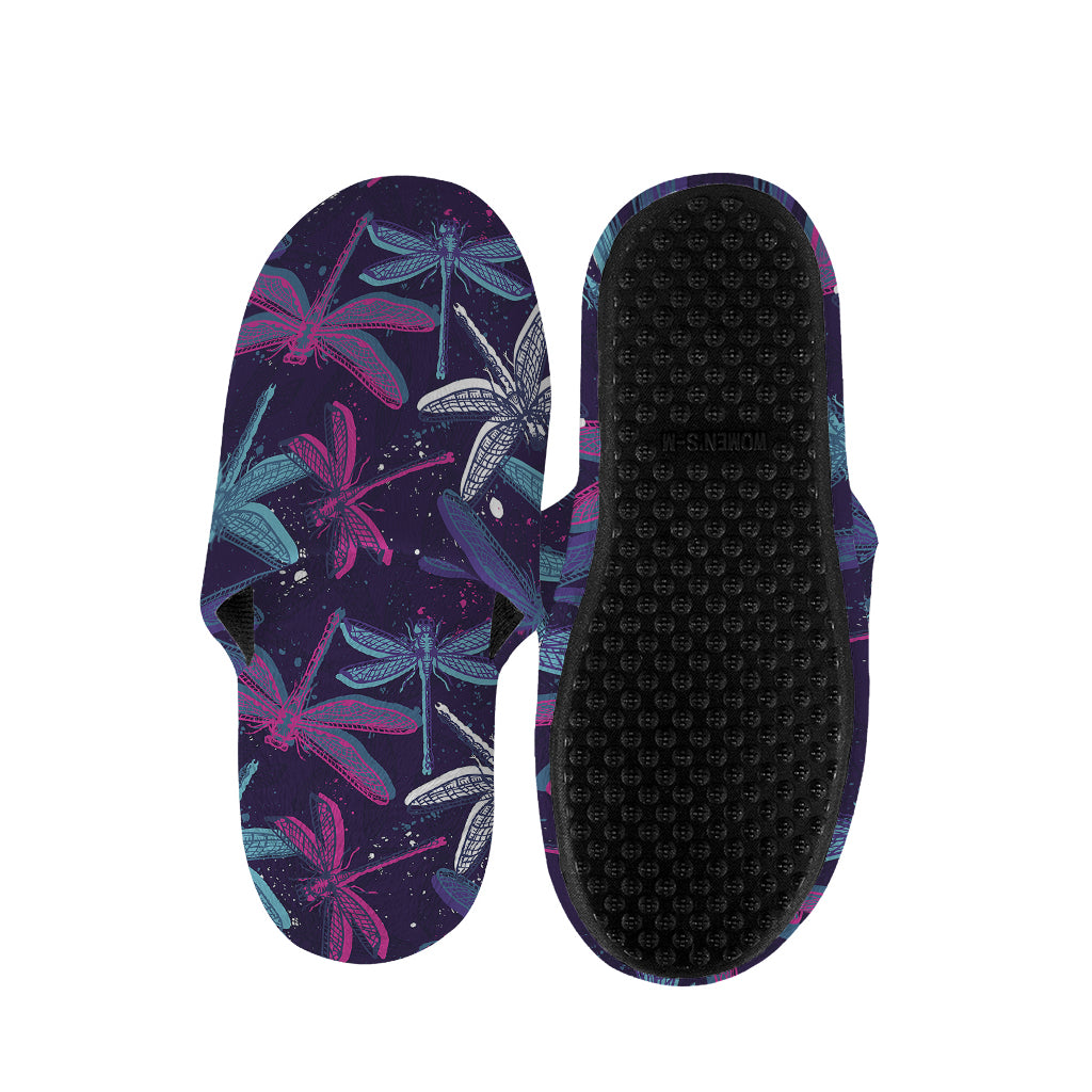 Trippy Dragonfly Pattern Print Slippers