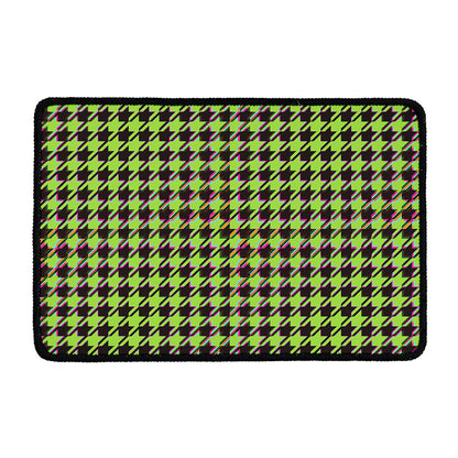 Trippy green Houndstooth Pattern Print Kitchen Mat