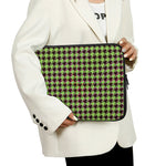 Trippy green Houndstooth Pattern Print Laptop Sleeve