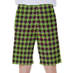 Trippy green Houndstooth Pattern Print Men's Beach Shorts