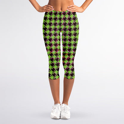 Trippy green Houndstooth Pattern Print Women's Capri Leggings