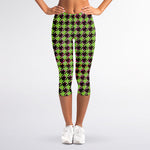 Trippy green Houndstooth Pattern Print Women's Capri Leggings