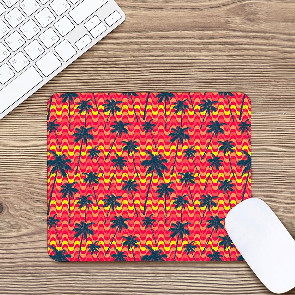 Trippy Palm Tree Pattern Print Mouse Pad