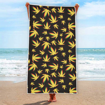 Trippy Weed Leaf Pattern Print Beach Towel