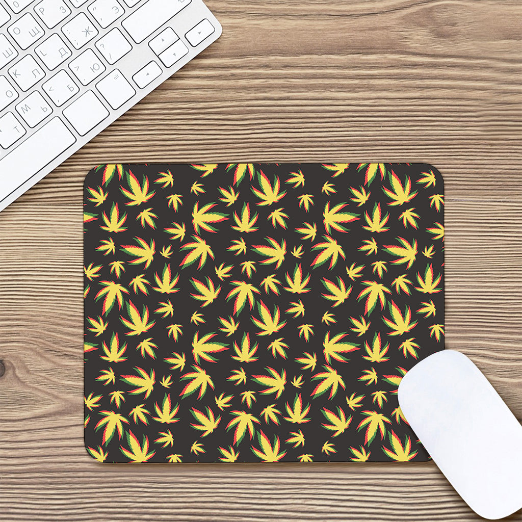 Trippy Weed Leaf Pattern Print Mouse Pad