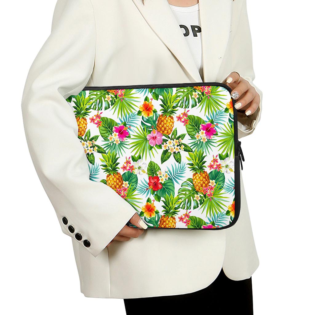Tropical Aloha Pineapple Pattern Print Laptop Sleeve