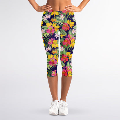 Tropical Alstroemeria Pattern Print Women's Capri Leggings