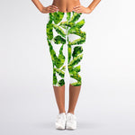Tropical Banana Leaves Pattern Print Women's Capri Leggings