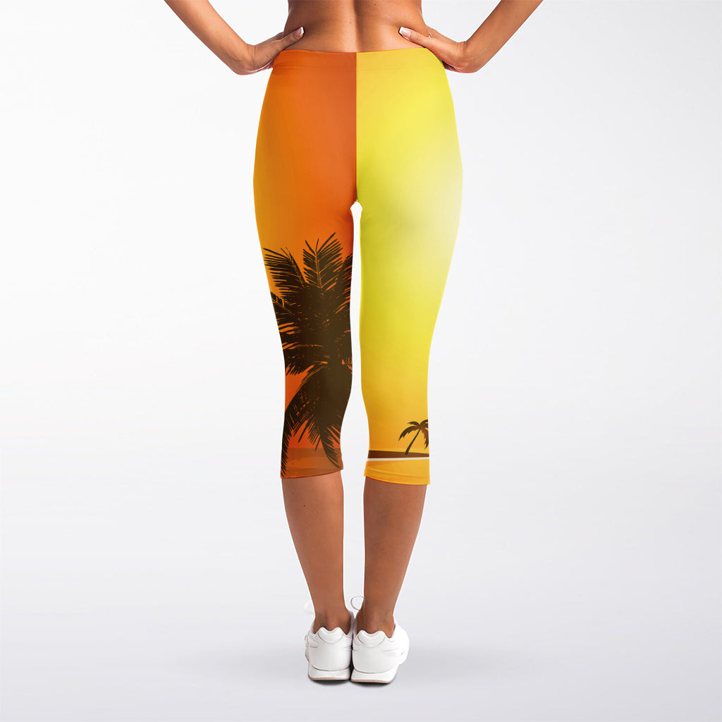 Tropical Beach Sunset Print Women's Capri Leggings