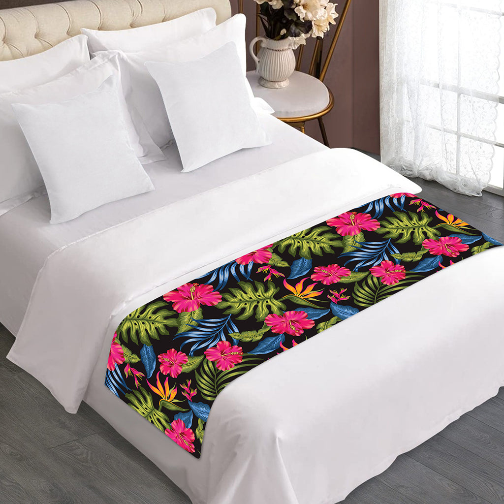 Tropical Bird Of Paradise Pattern Print Bed Runner