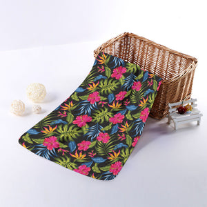 Tropical Bird Of Paradise Pattern Print Towel