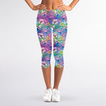 Tropical Flamingo And Hibiscus Print Women's Capri Leggings