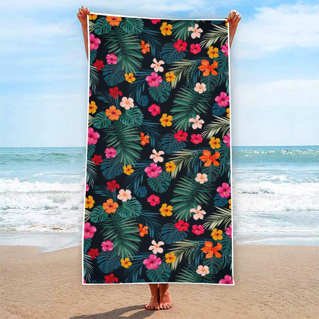 Tropical Flowers Hawaii Pattern Print Beach Towel