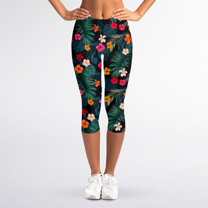 Tropical Flowers Hawaii Pattern Print Women's Capri Leggings