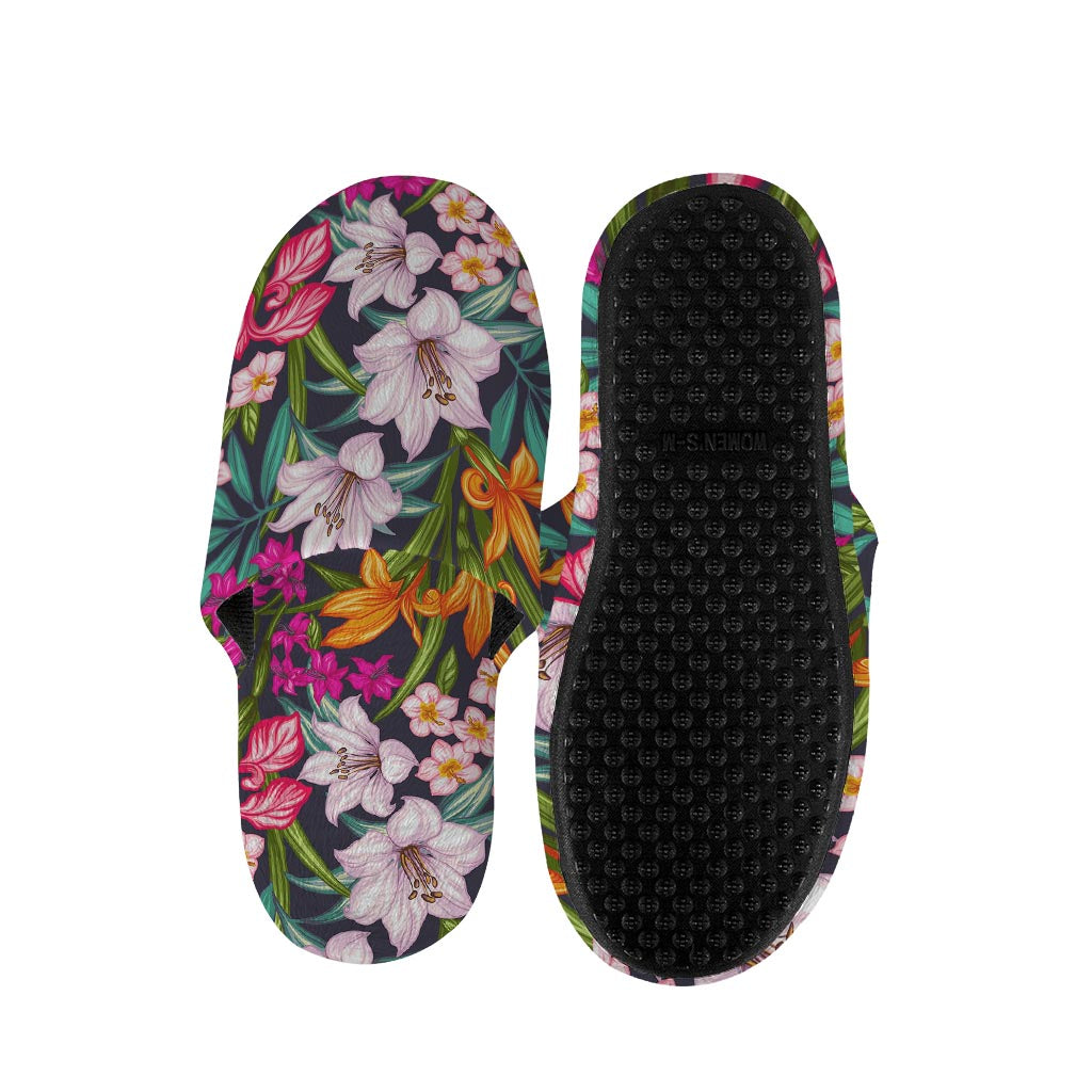 Tropical Flowers Pattern Print Slippers