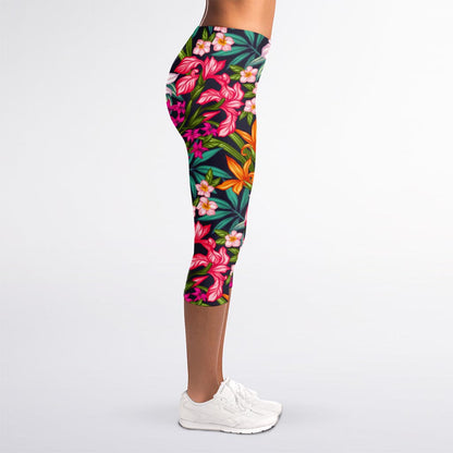 Tropical Flowers Pattern Print Women's Capri Leggings